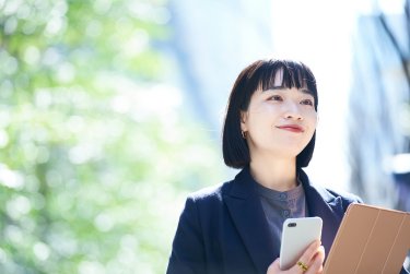女性のキャリア形成は難しい？ 取り組み方を4ステップで徹底解説