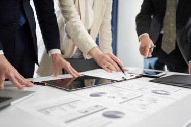 女性のキャリア形成を推進するために社内で分析するポイント
