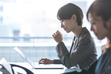 女性がキャリアを形成しやすい環境を整えよう