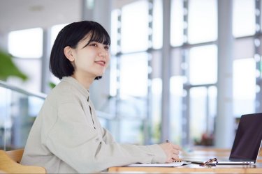 リスキリングとは？ 導入事例や支援制度、女性のリスキリングを解説